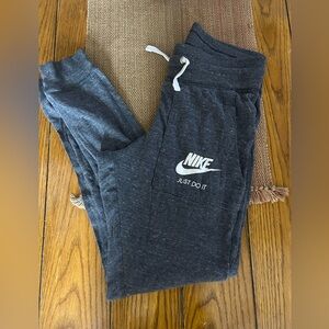 Nike Joggers